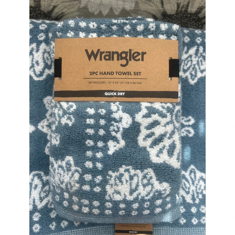 Wrangler 4 pc Blue White‎ Floral Bandana Quick Dry Bath Towel/Hand Towel Set